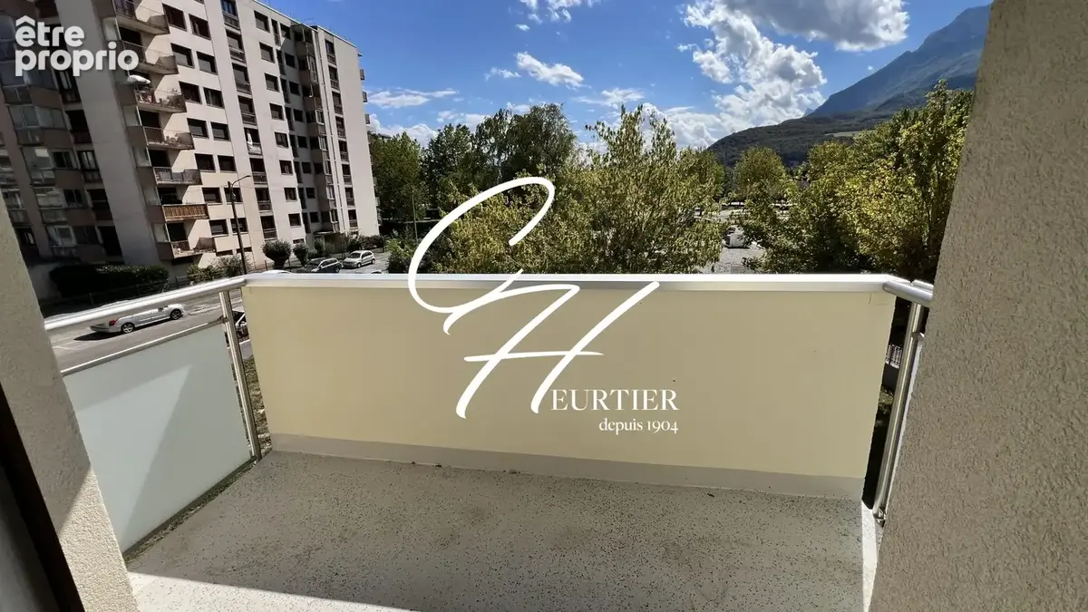 Appartement 4 pièces 79 m² à vendre à Fontaine (38600) - photo 2