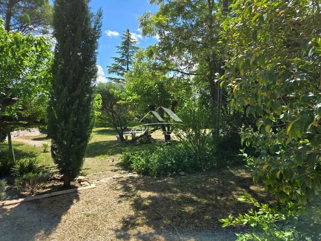 Maison à ALLEGRE-LES-FUMADES