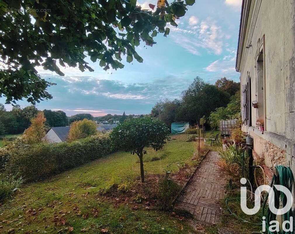 Photo 2 - Maison à SAINT-PATERNE-RACAN