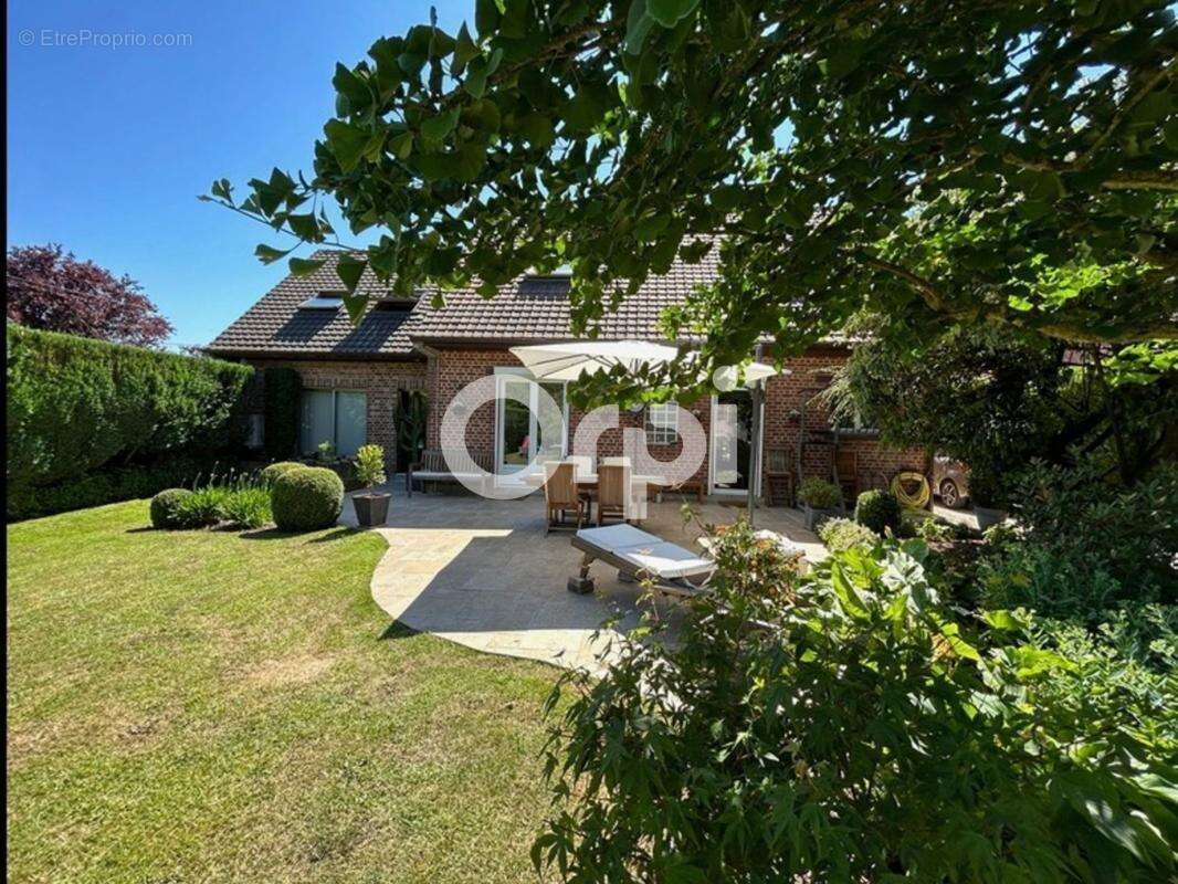 Maison à CAMPHIN-EN-CAREMBAULT