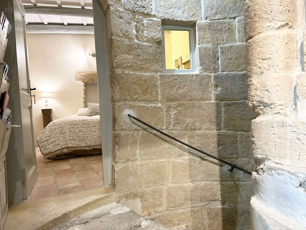 Une belle authentique au cœur du centre historique d'uzes - photo 8