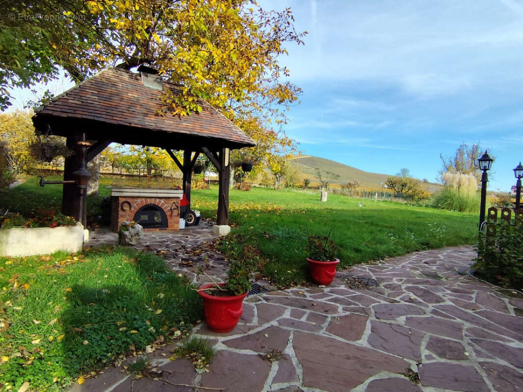 Maison à CHAMPILLON