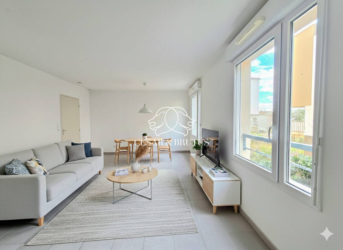 Photo non contractuelle - Appartement à LYON-8E