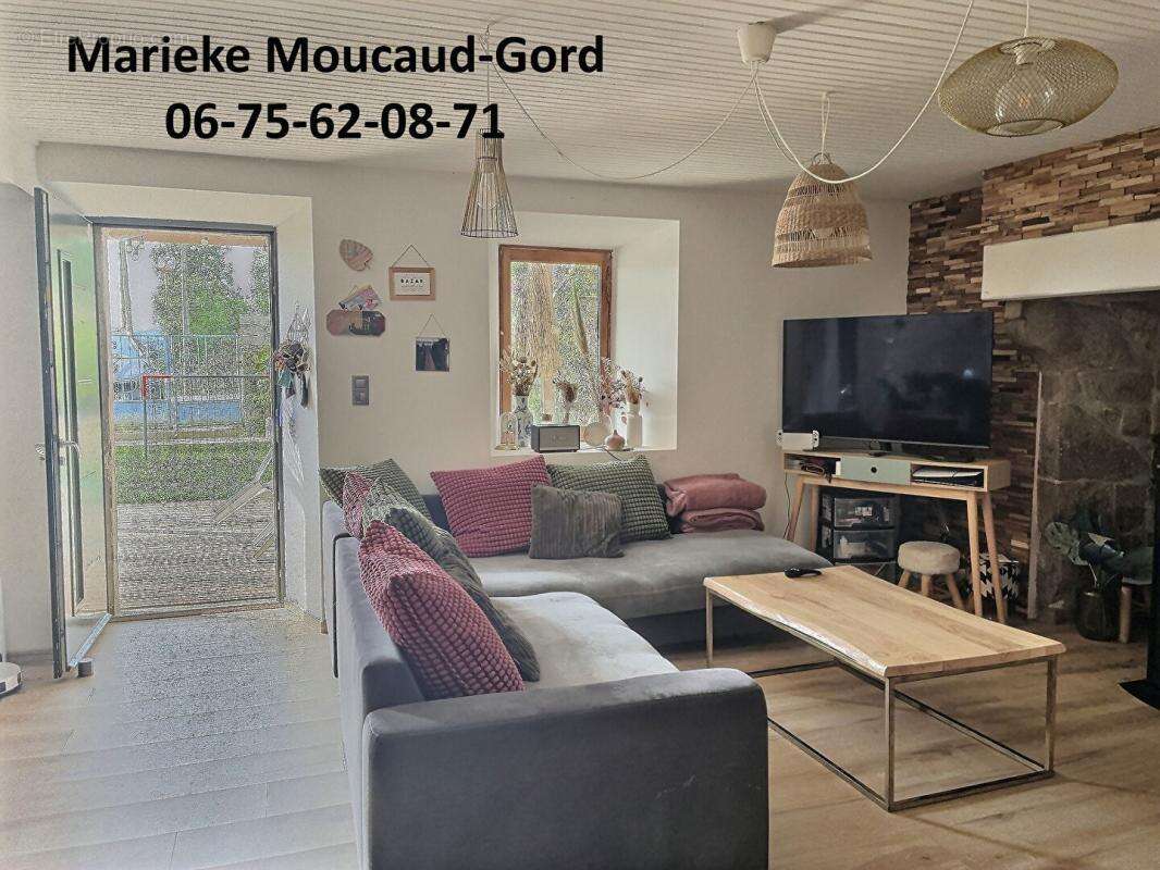 Maison à SOLIGNAC-SOUS-ROCHE