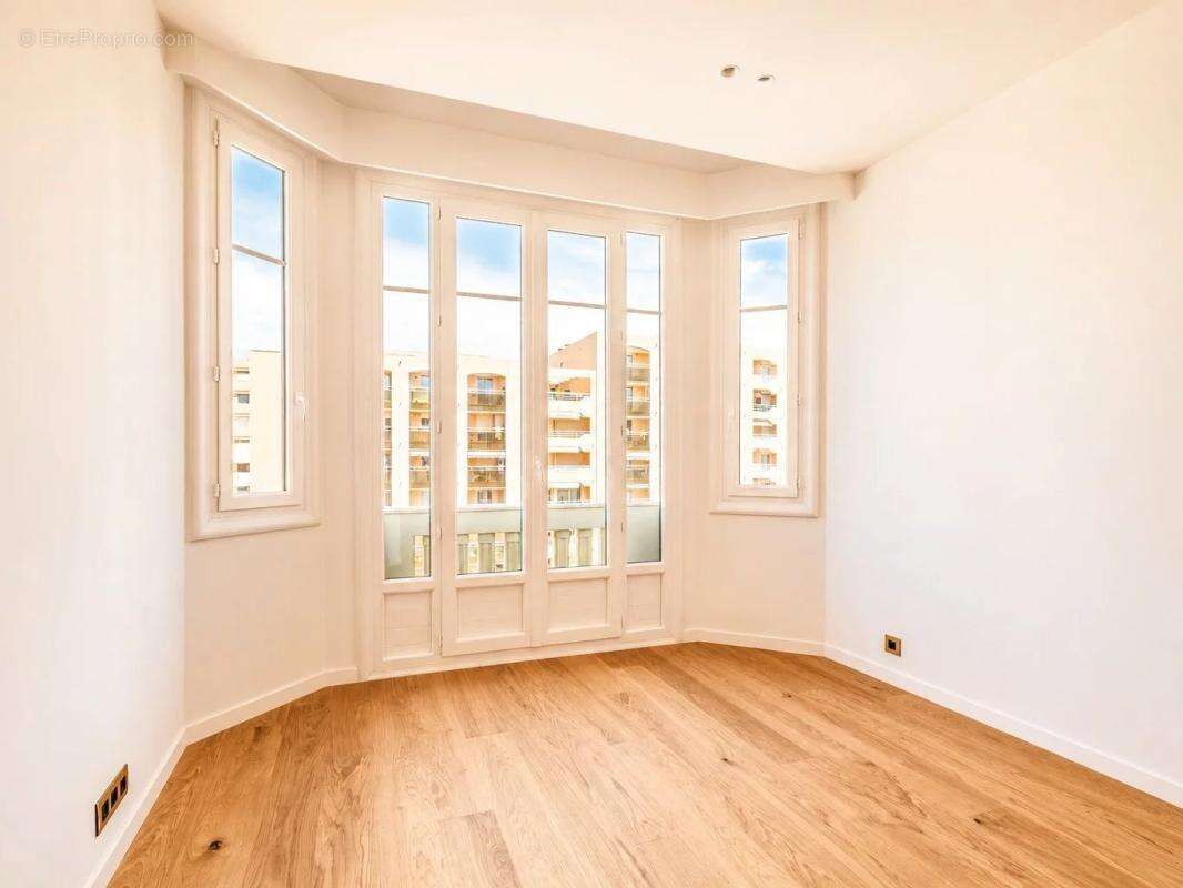 Nice proche mer – Appartement F4 rénové - photo 8