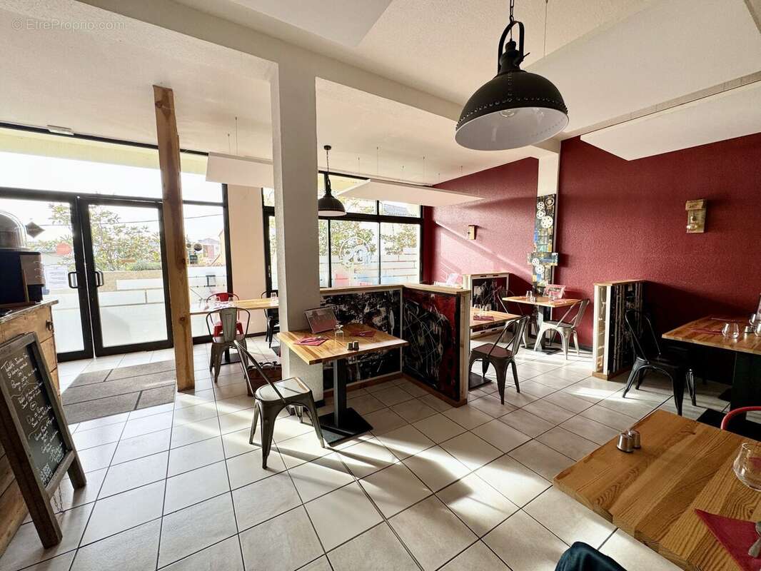 Commerce à COURNON-D&#039;AUVERGNE