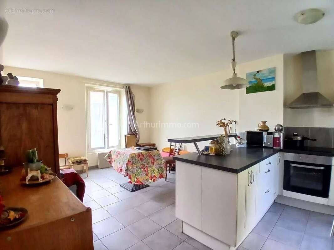 Appartement à VILLENEUVE-SAINT-GEORGES