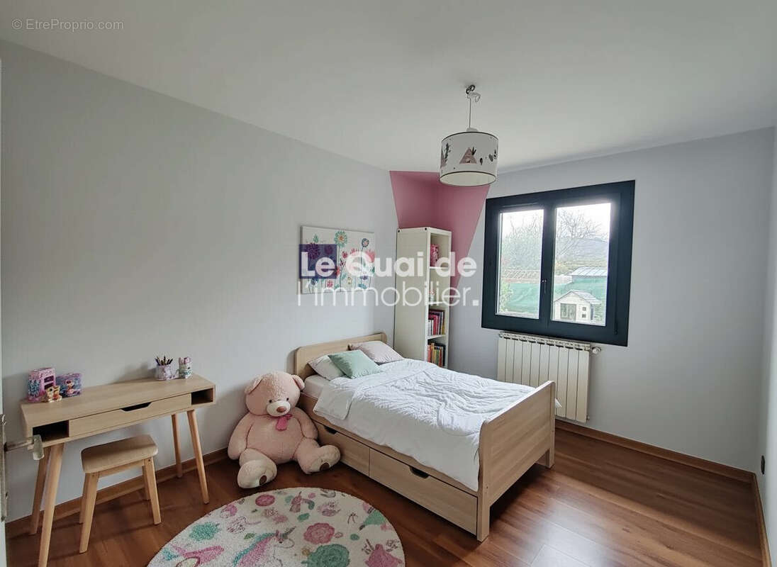 Maison à VARCES-ALLIERES-ET-RISSET