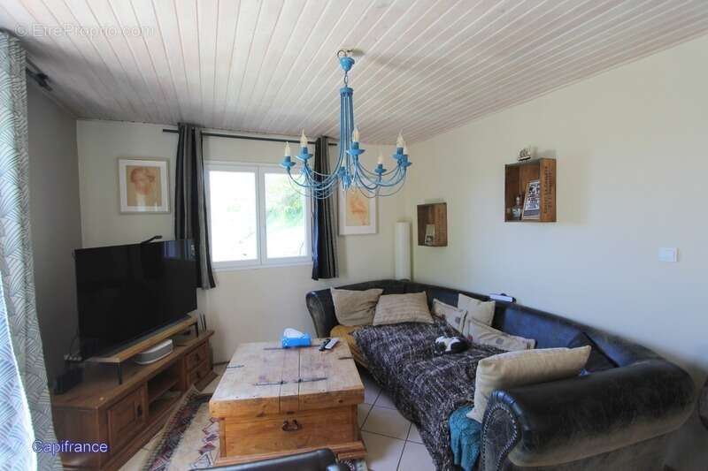 Maison à VERNOUX-EN-VIVARAIS