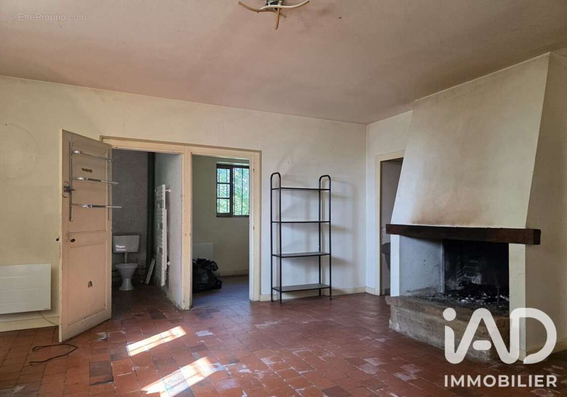 Maison 121 m² à Mornay  - photo 4