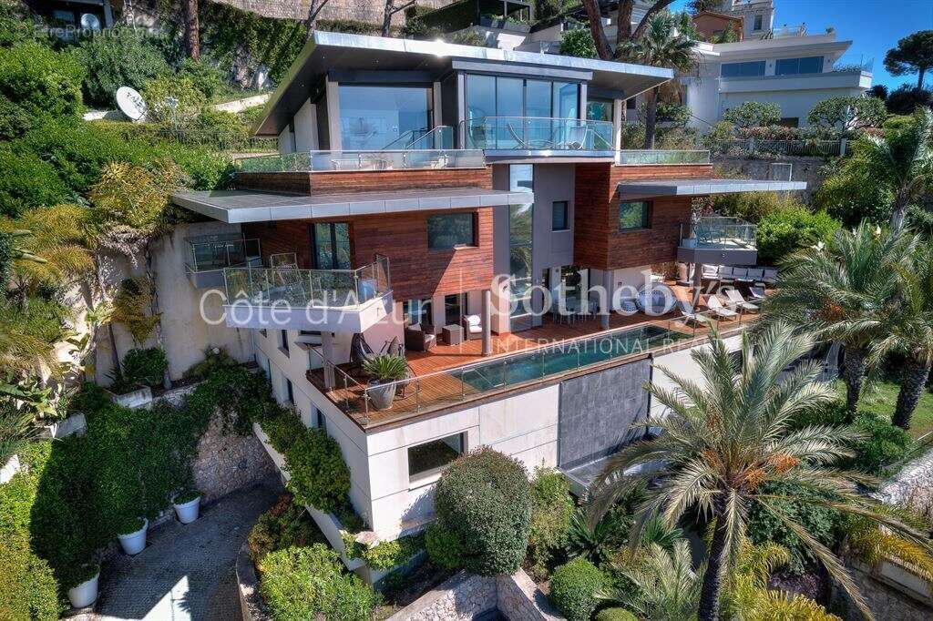 Maison à ROQUEBRUNE-CAP-MARTIN