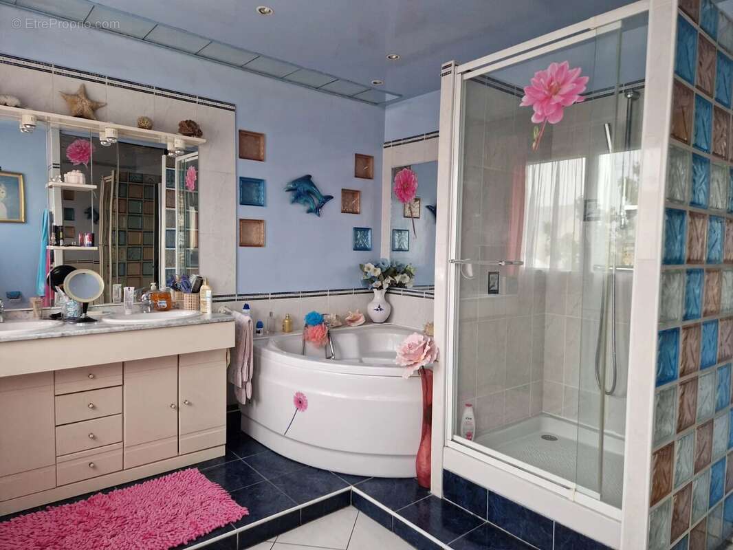 Maison à MAGNY-LES-HAMEAUX