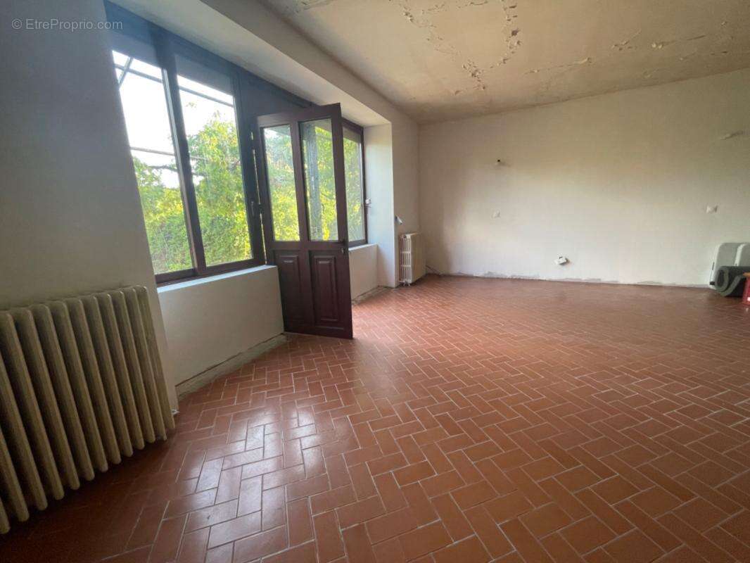 Maison de village 124m2  JOUILLAT (23) - photo 10