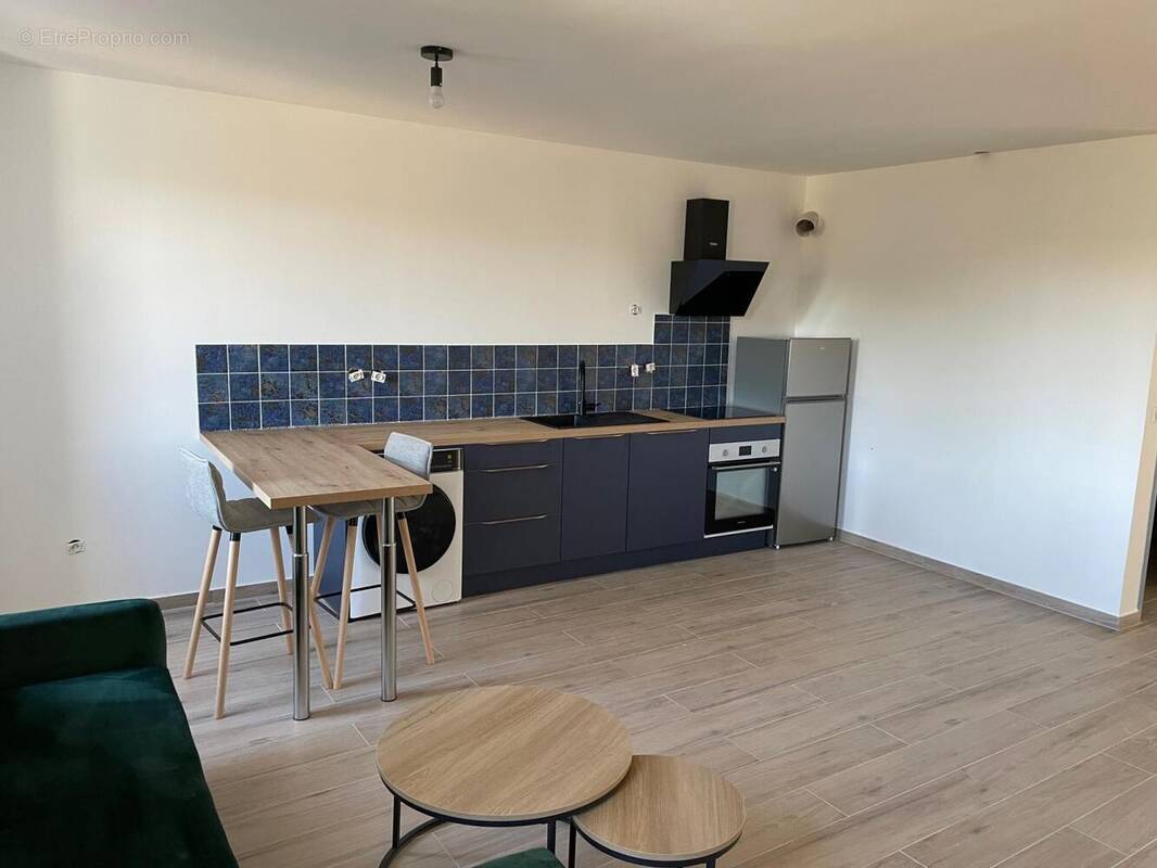 Appartement à SAINT-HILAIRE-DE-BRETHMAS