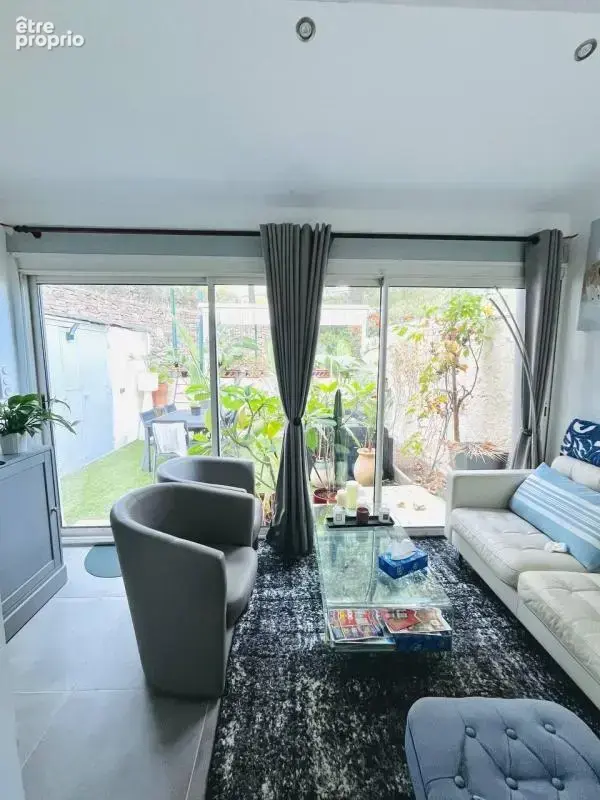 Photo Maison à Bandol au prix de 379 000€