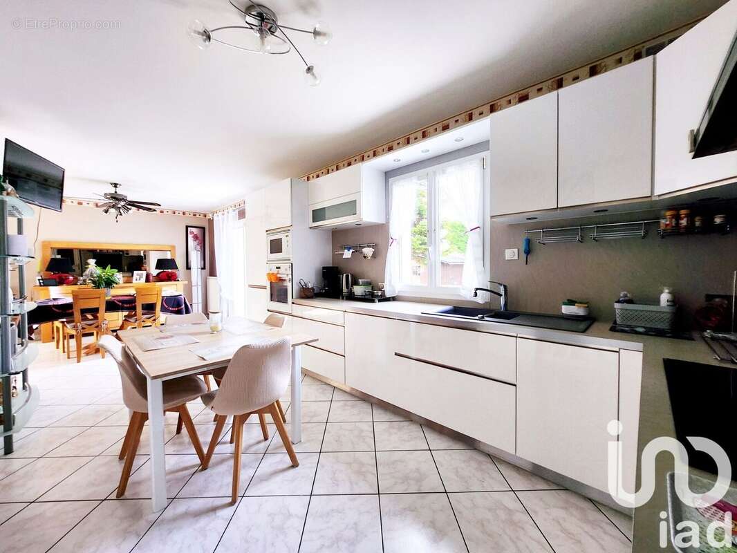 Photo 4 - Maison à SAINT-OUEN-L&#039;AUMONE