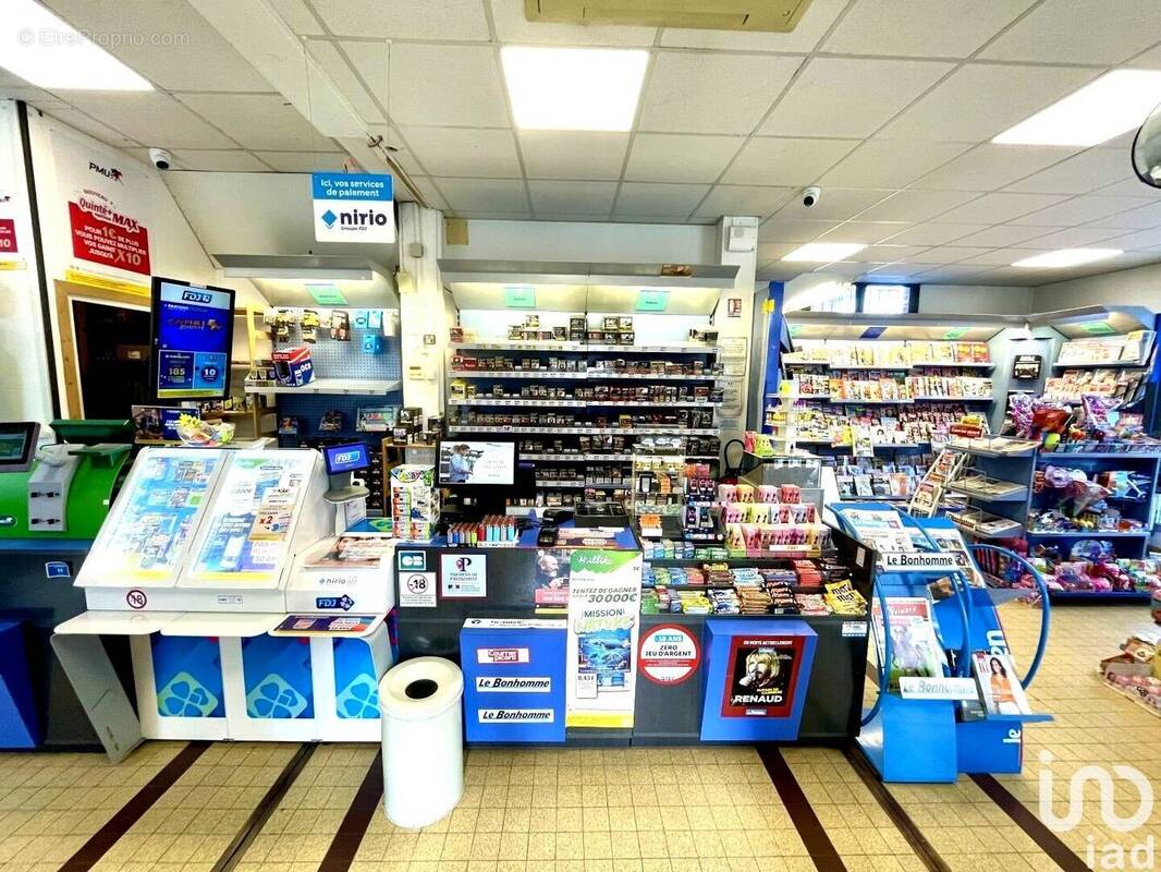 Photo 1 - Commerce à FROISSY