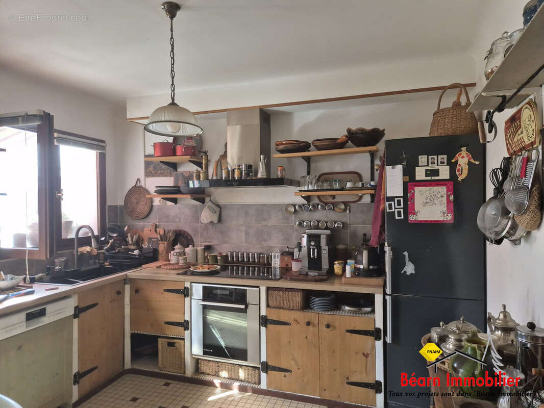 Maison 272 m² à Bellocq  - photo 6