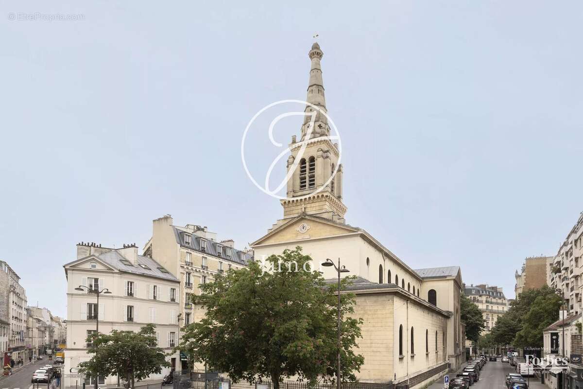 Appartement à PARIS-15E