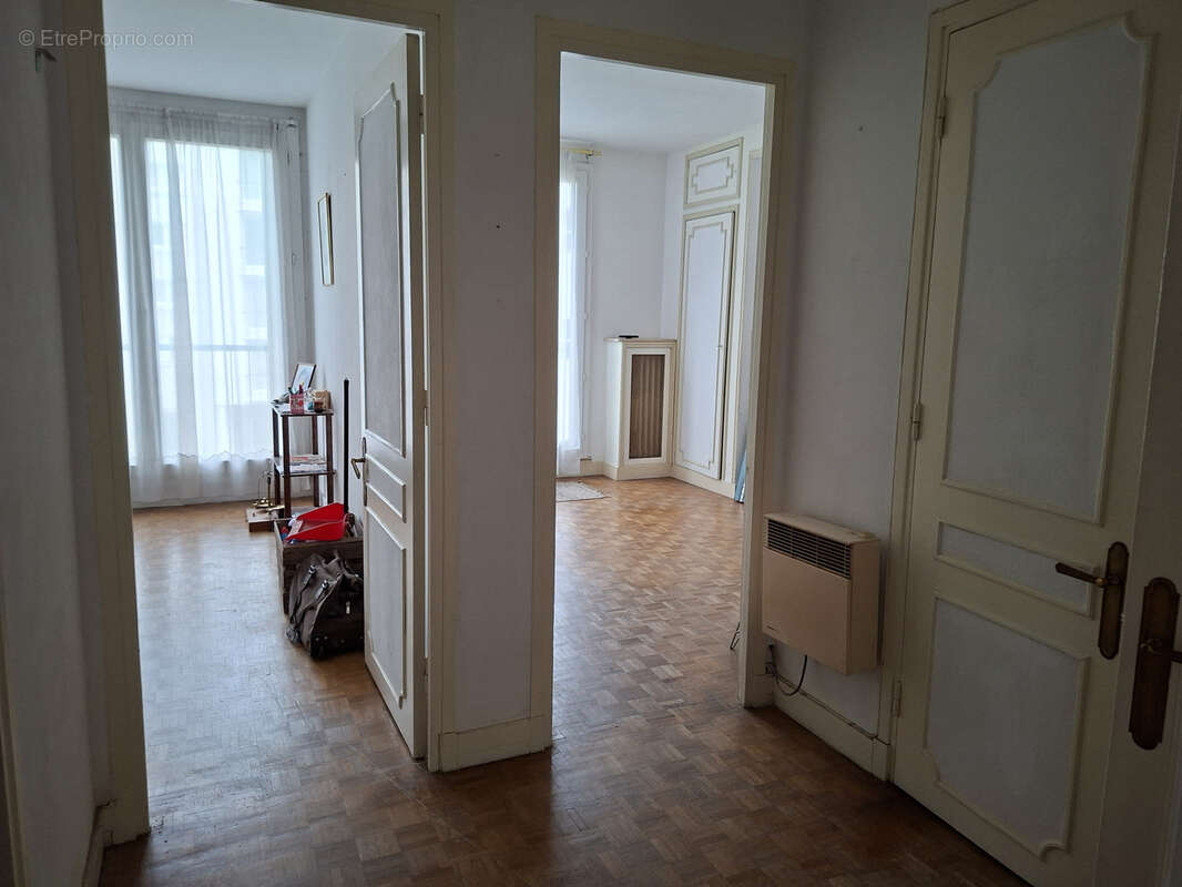 Appartement à VERSAILLES