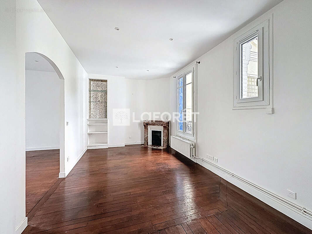 Appartement à SURESNES