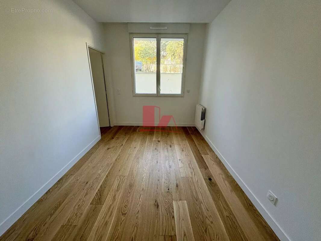 Appartement à ISSY-LES-MOULINEAUX