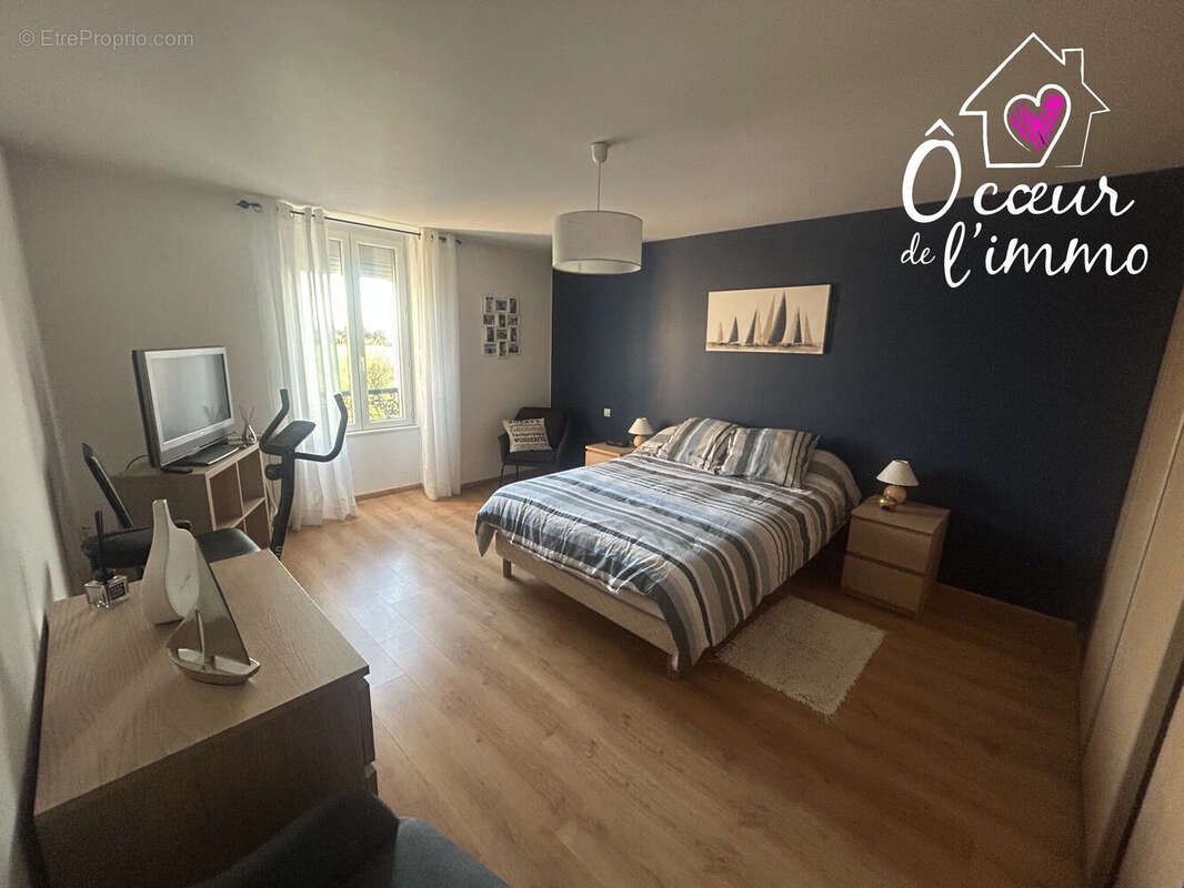 Maison à SAINT-CHRISTOPHE-DU-BOIS