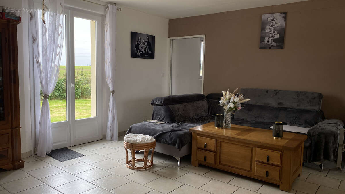 Maison à ARMENTIERES-SUR-AVRE