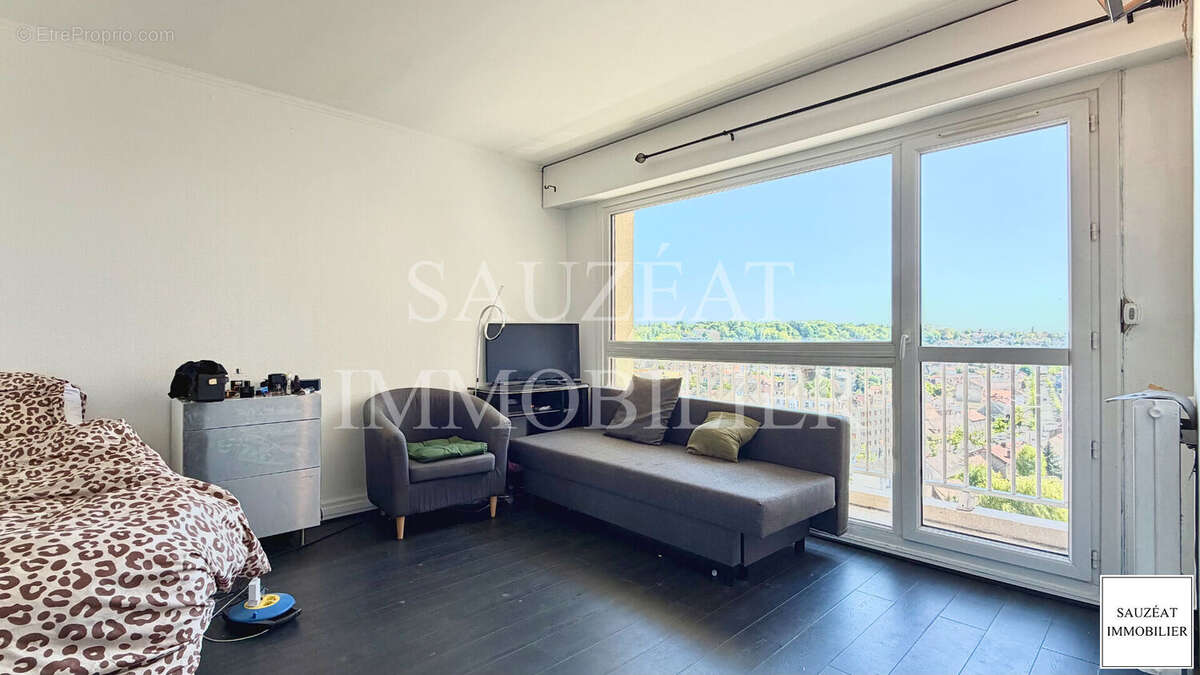 Appartement à CACHAN