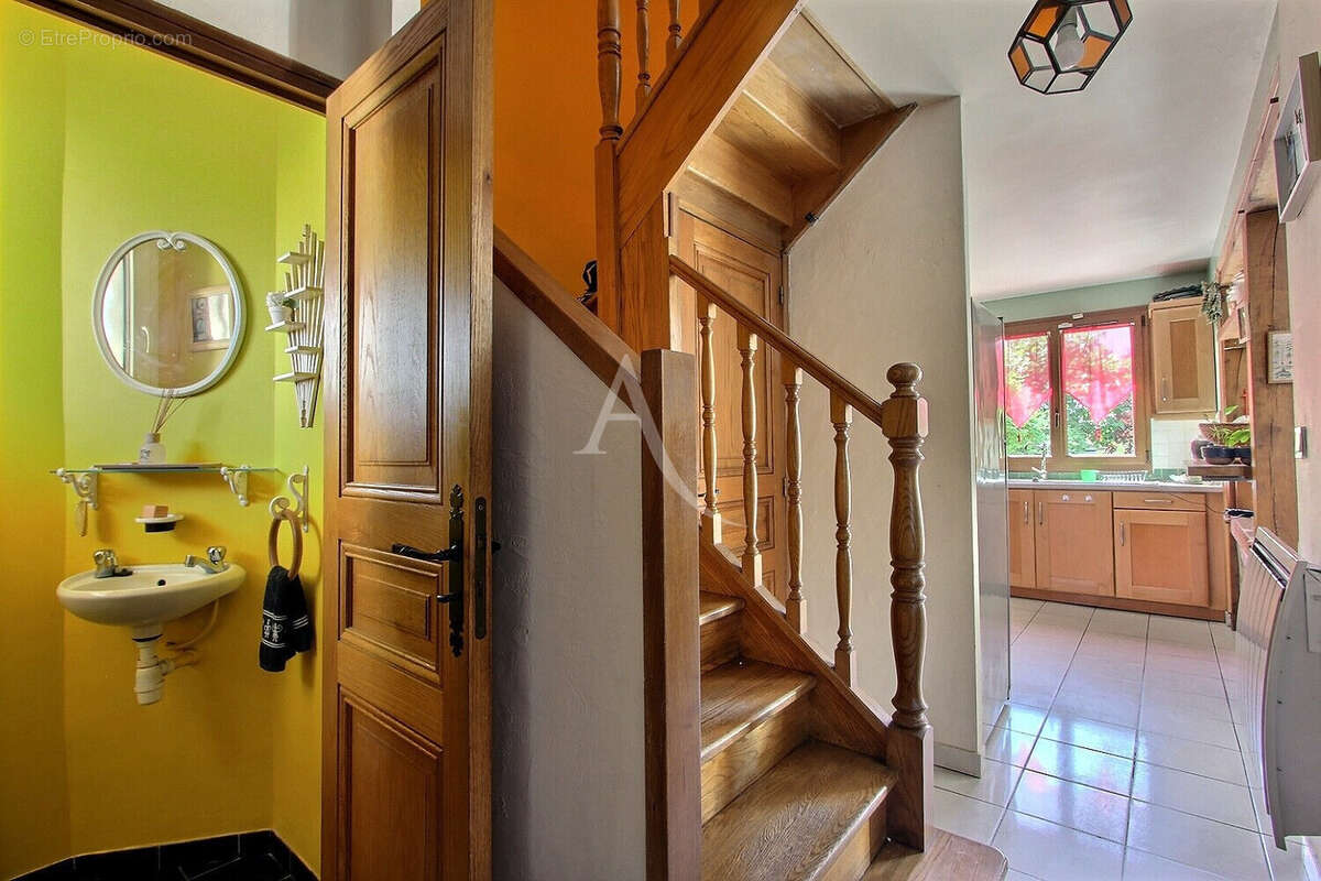 Maison à VILLENEUVE-LA-GARENNE