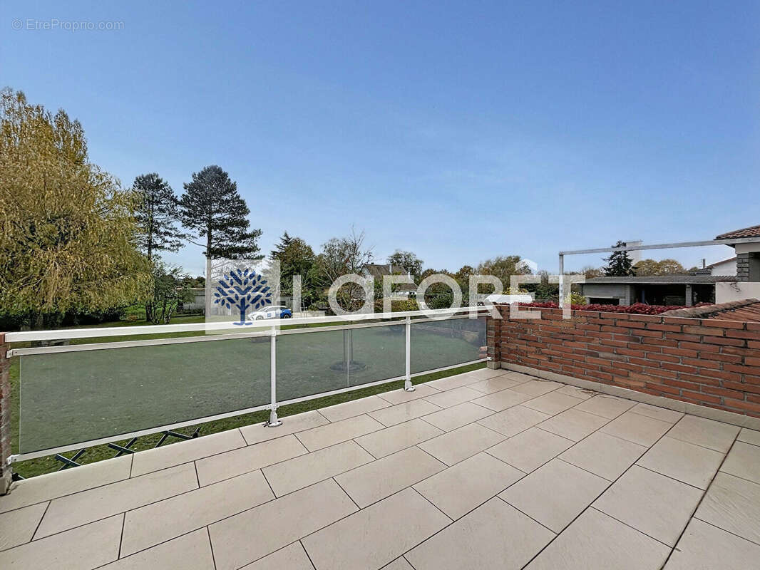 Maison Bressuire centre avec terrain constructible - photo 17