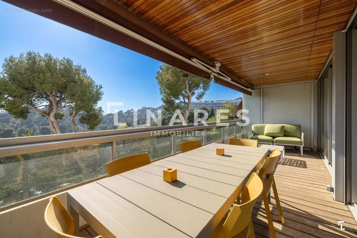 Appartement à MARSEILLE-8E