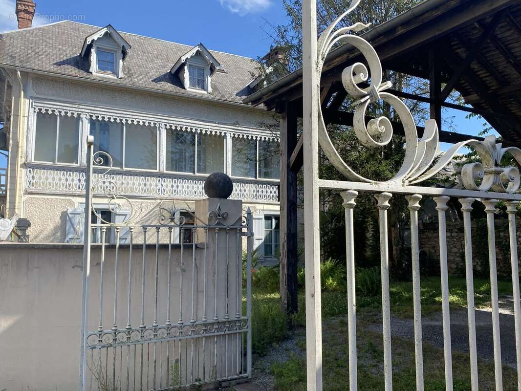 Maison à POUZAC