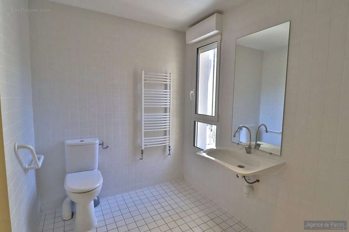 Maison à VERRIERES-LE-BUISSON