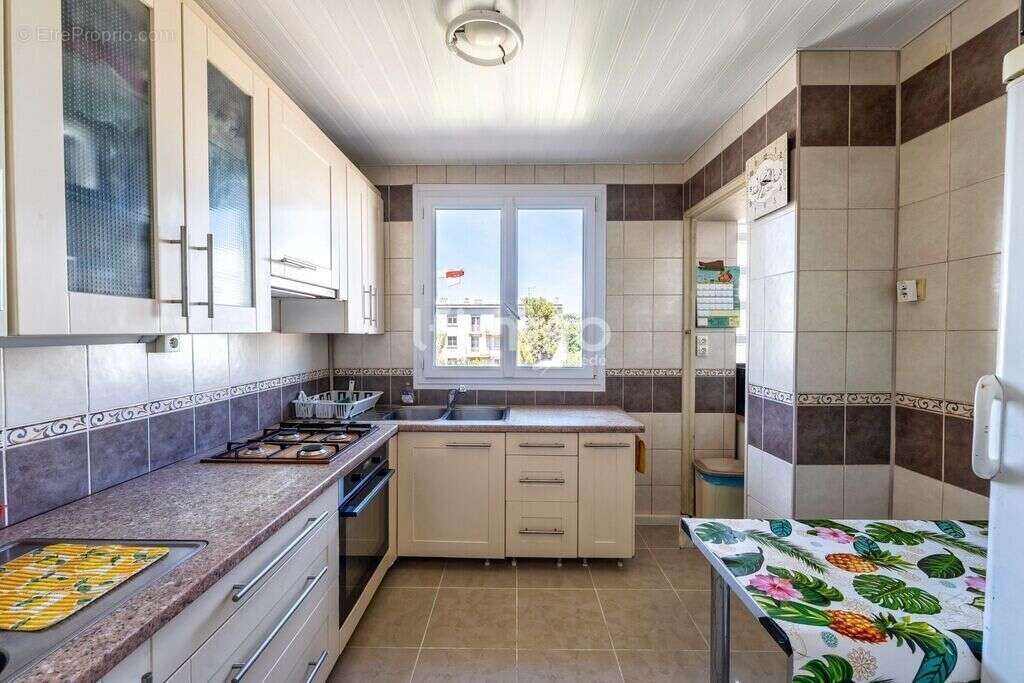 Appartement T4 de 75m2 - Saint Tronc 13010 - photo 6