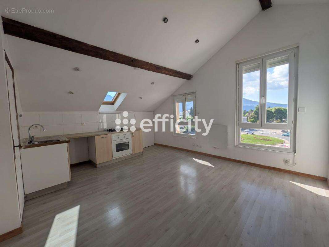 Appartement à AIX-LES-BAINS