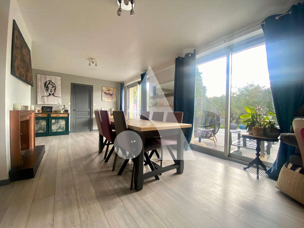 Maison à CHARLEVILLE-MEZIERES