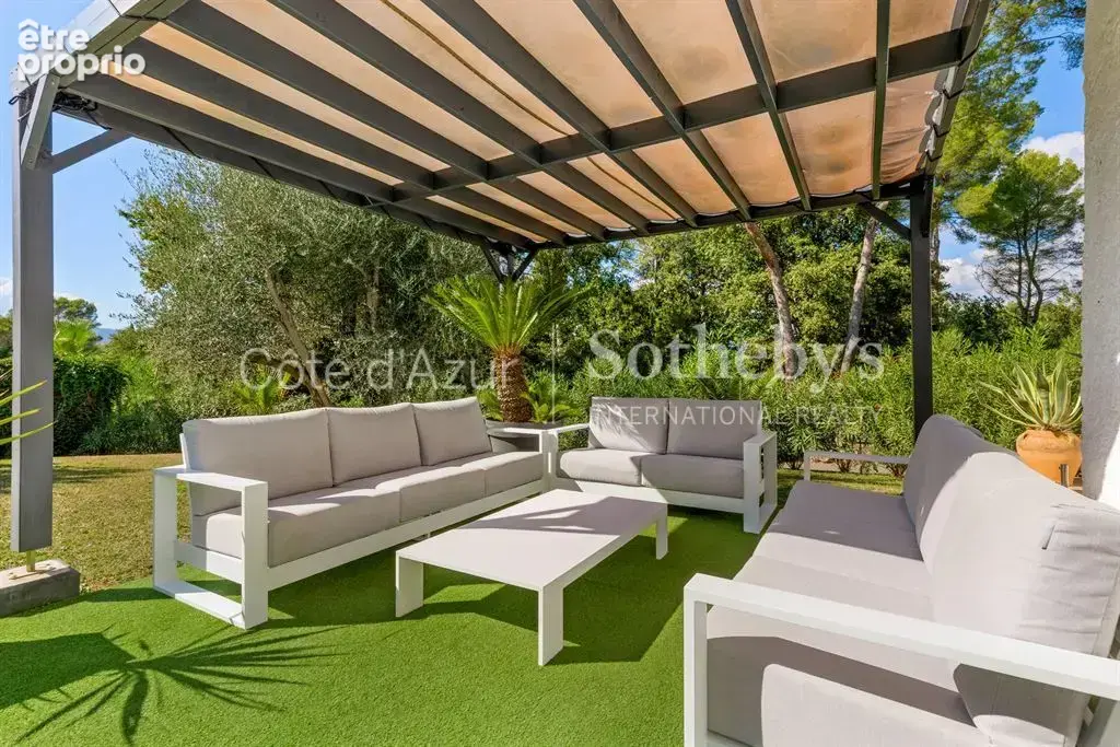 Villa de 184 m² avec piscine et jardin à Mougins, proche du village à pied - photo 6