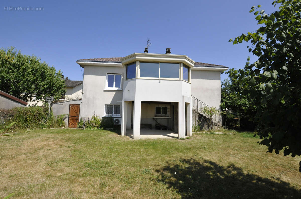 Maison à FEYTIAT
