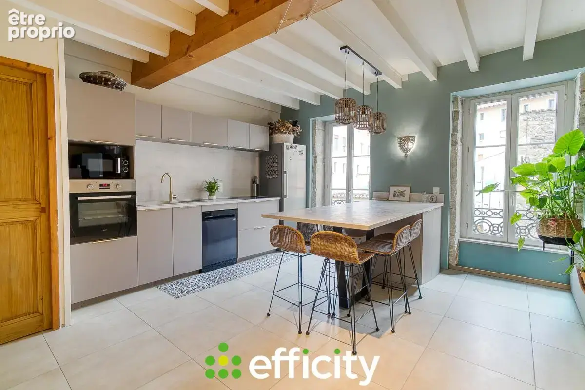 Maison 5 pièces 110 m² à vendre à Condrieu (69420) - photo 3