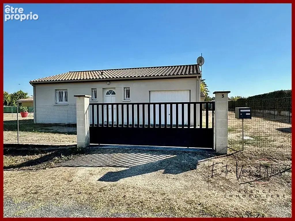 Photo Maison à Saint-Aigulin au prix de 115 000€