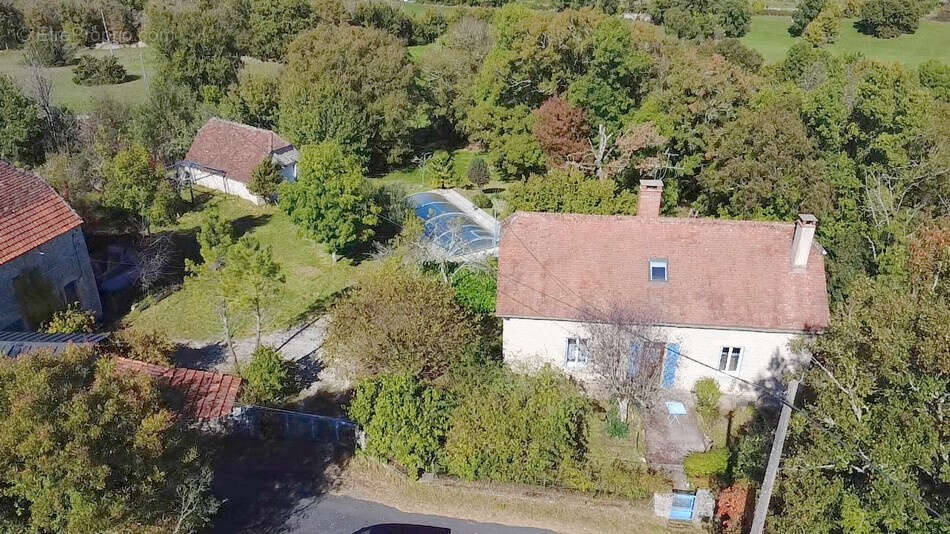 Maison à MONTFAUCON