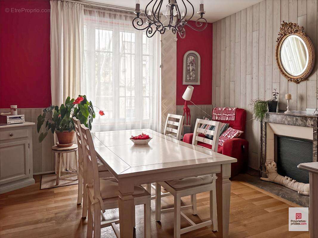 Maison à SABLE-SUR-SARTHE