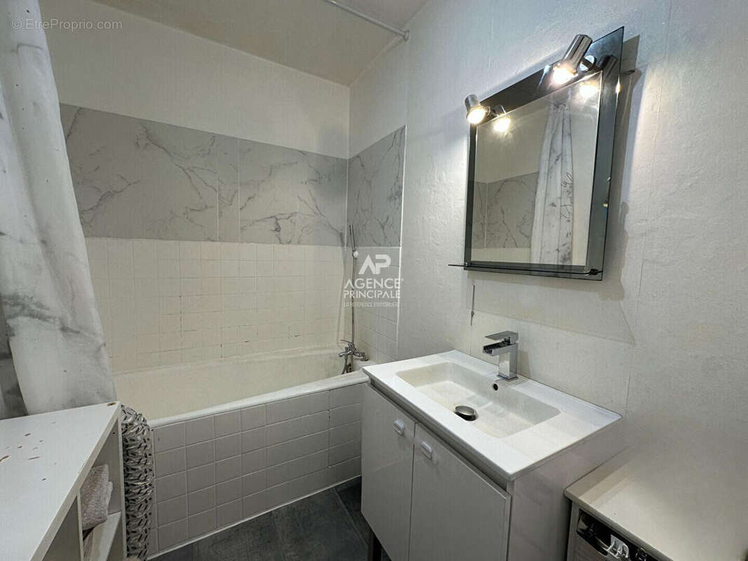 Appartement à CHAVILLE