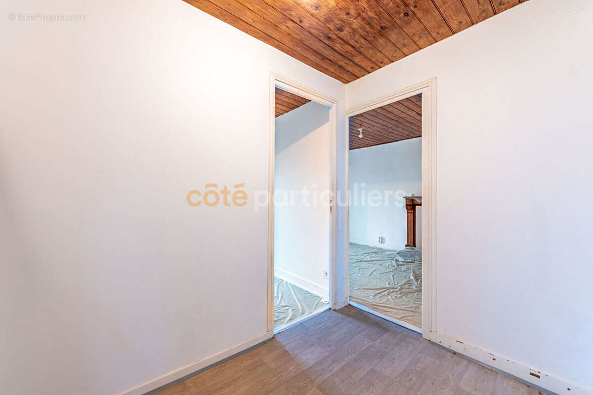 Maison à SAINT-FLORENT-DES-BOIS