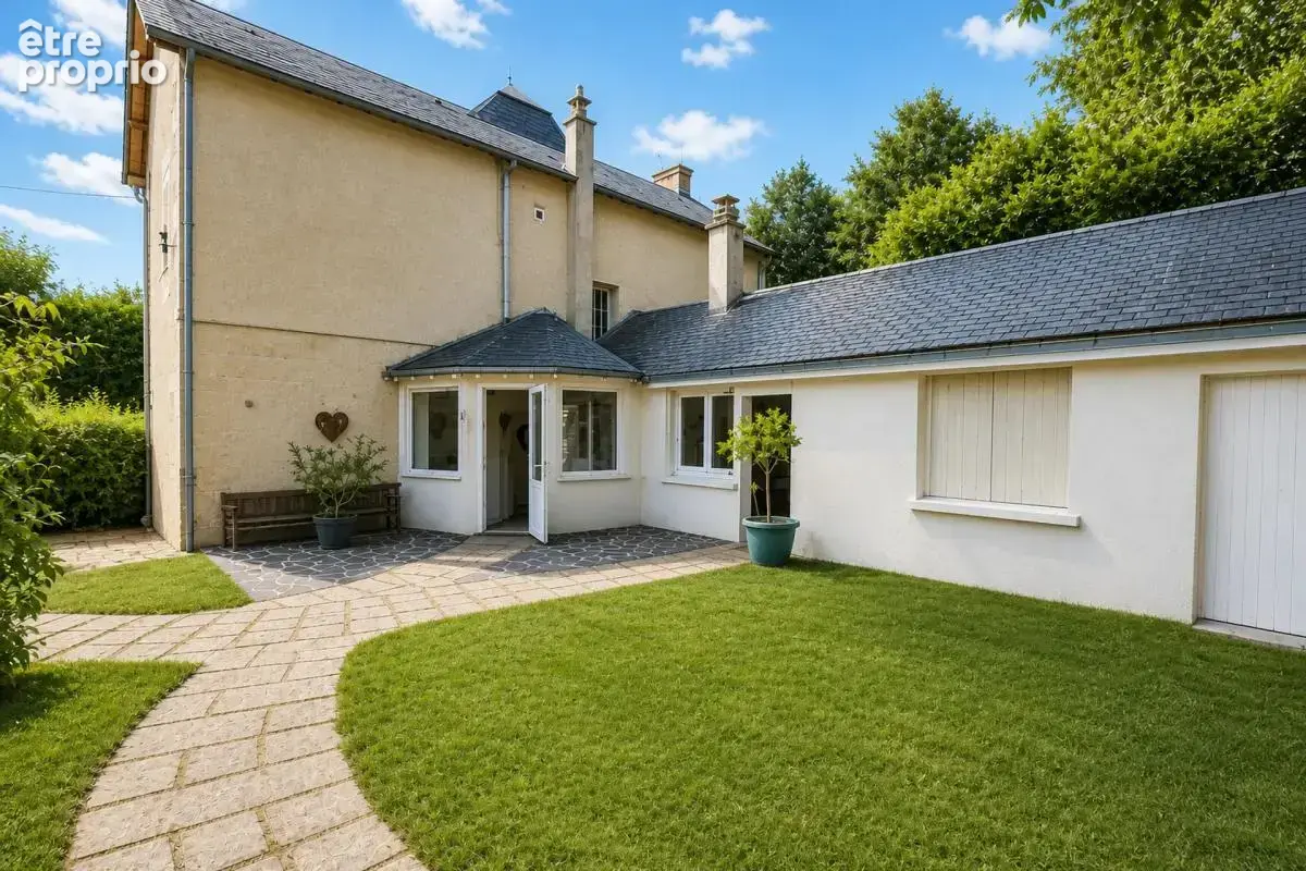 Maison de 9 pièces de 149 m² à Loir en Vallée - photo 2
