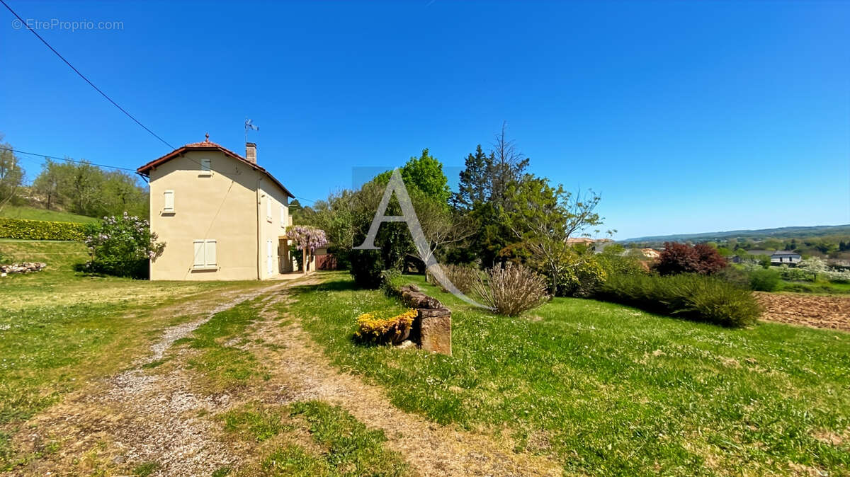 Maison à MONSEMPRON-LIBOS