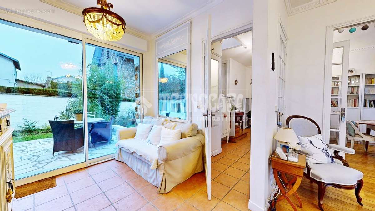 Vends Maison meulière 6 pièces, 152 m² - Le Chesnay-Rocquencourt - photo 3