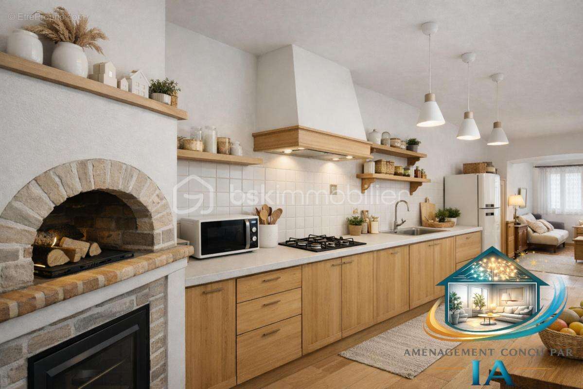 Maison à LA TOUR-D'AIGUES