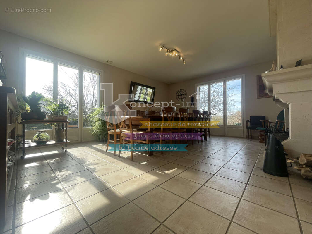 n°3 - Maison à SAINT-MAXIMIN